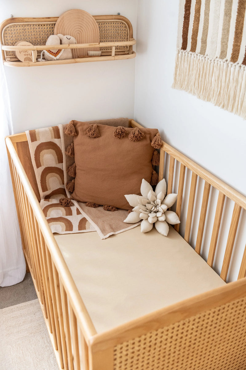 Organic Fitted Cot Sheet in Oat